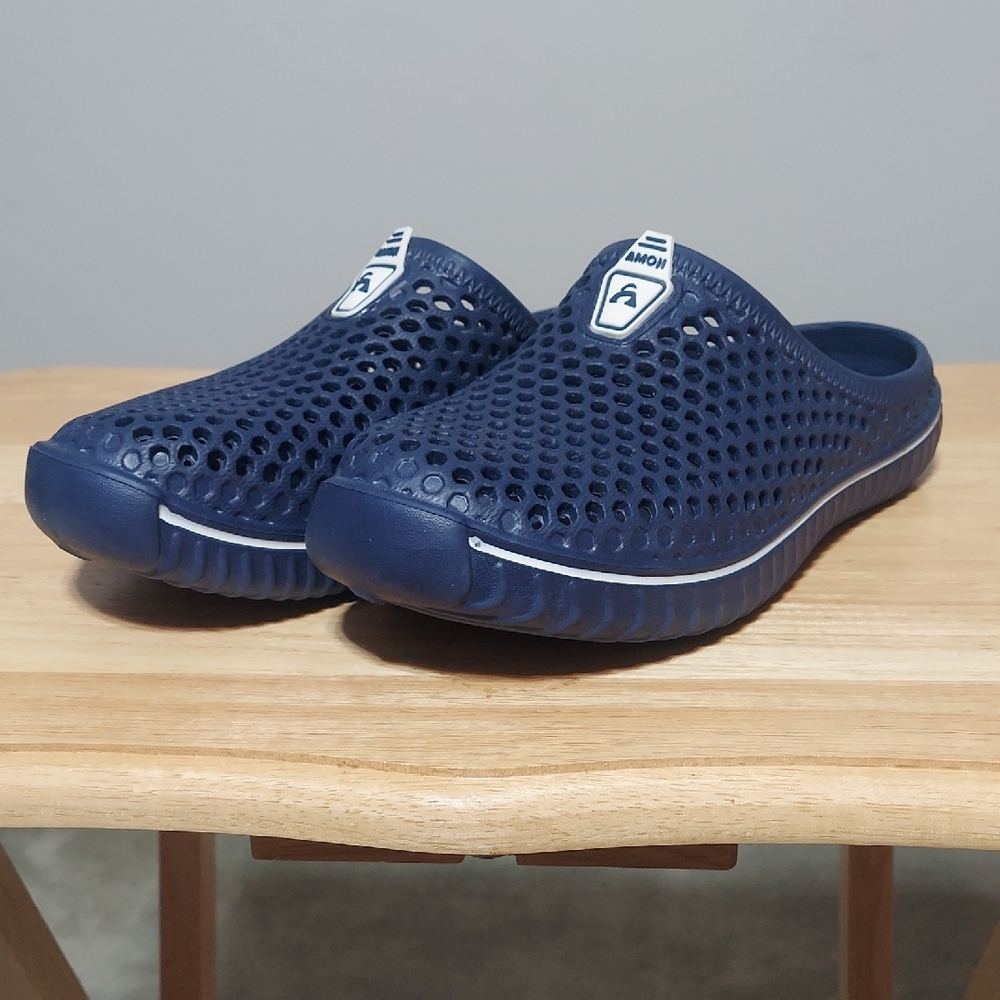 Amoji Navy Blue Perforated Garden Clogs Water Shoes Slip On Mules Sz 9.5
